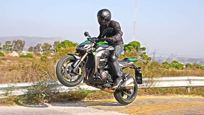 Βόλτα θα κάνω να χαλαρώσω, να χαζέψω και κάνα σκυλάκι (dog spotting). Βόλτα θα κάνω να χαλαρώσω, να χαζέψω και κάνα σκυλάκι (dog spotting).