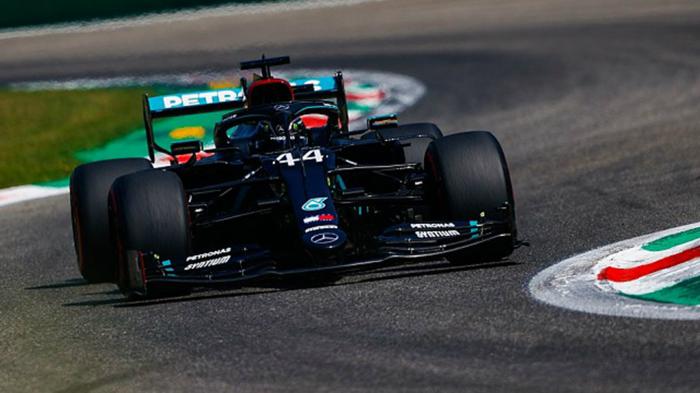 Πήρε το ρεκόρ και την pole ο Lewis Hamilton Πήρε το ρεκόρ και την pole ο Lewis Hamilton