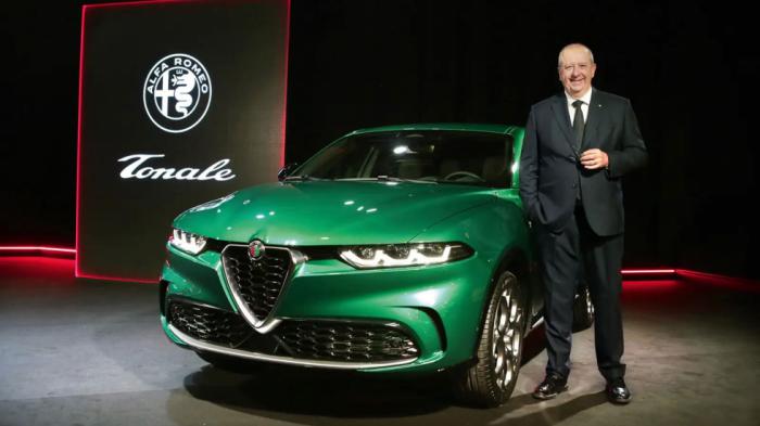 CEO Alfa Romeo: «Το 2025 θα κάνουμε ρεκόρ πωλήσεων» 