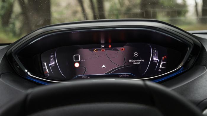 Όπως απαιτούν οι εποχές, στο Peugeot 3008 βλέπουμε ψηφιακό και τρισδιάστατης απεικόνισης πίνακα οργάνων 12,3 ιντσών.