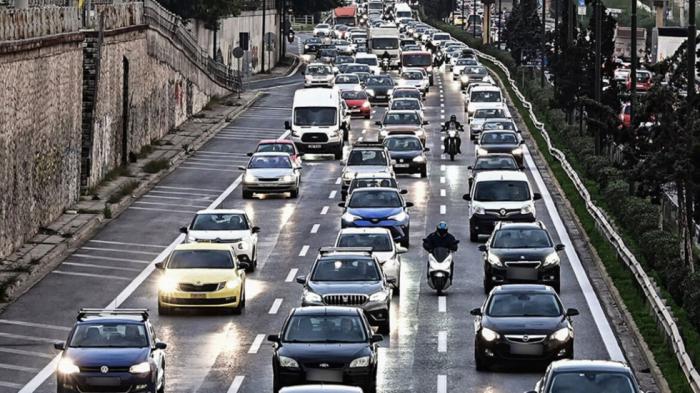 297.561 πρόστιμα για ανασφάλιστα-τέλη | Στα 109 εκατ. ευρώ οι οφειλές! 