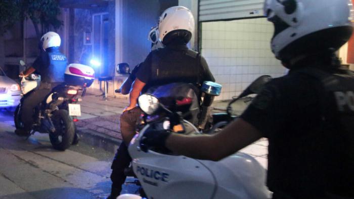 29χρονος «έσπασε» 30 αυτοκίνητα στο κέντρο της Αθήνας