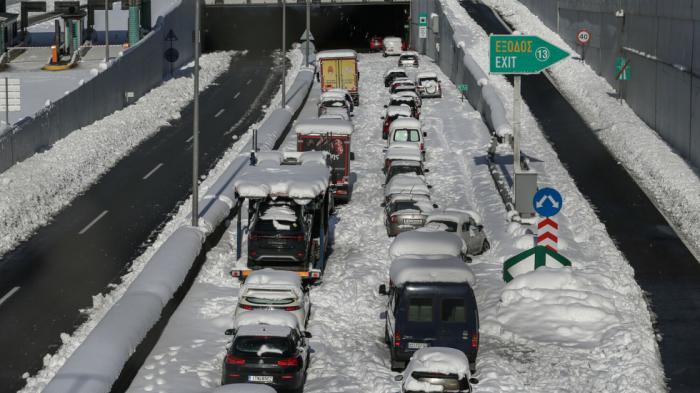 Εγκλωβισμός στην Αττική Οδό - Ενοχή για 4 στελέχη προτείνει ο Εισαγγελέας