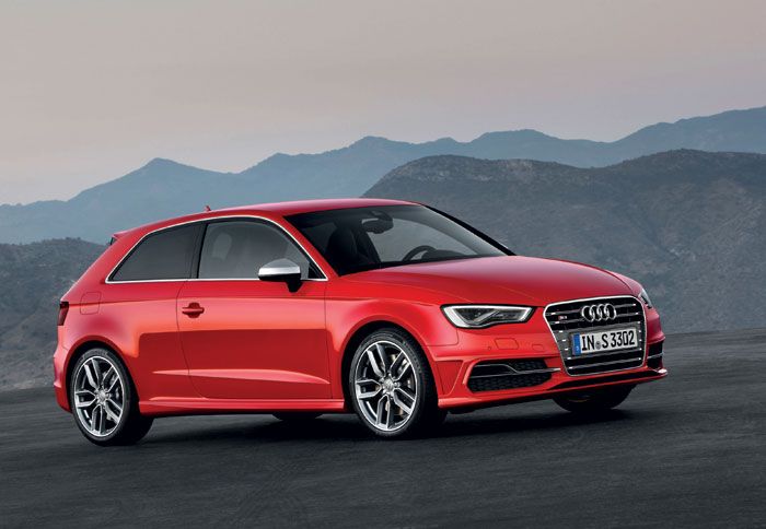 Διακριτικό εμφανισιακά, το νέο Audi S3 ετοιμάζεται να ανοίξει την ψαλίδα σε σχέση με κάθε άλλο «γρήγορο» hatchback.