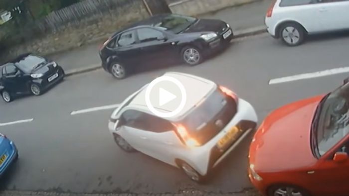 Δεν παρκάρει το Toyota Aygo ούτε σε αεροδρόμιο