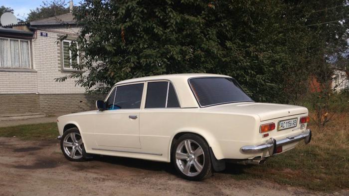 Lada «ντύθηκε» BMW (+vid)