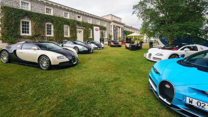 Οκτώ Bugatti 10.000 ίππων Οκτώ Bugatti 10.000 ίππων