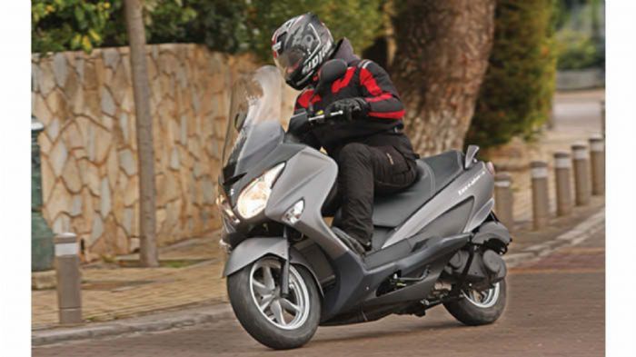 Δοκιμάζουμε: Suzuki Burgman 200 ABS Δοκιμάζουμε: Suzuki Burgman 200 ABS