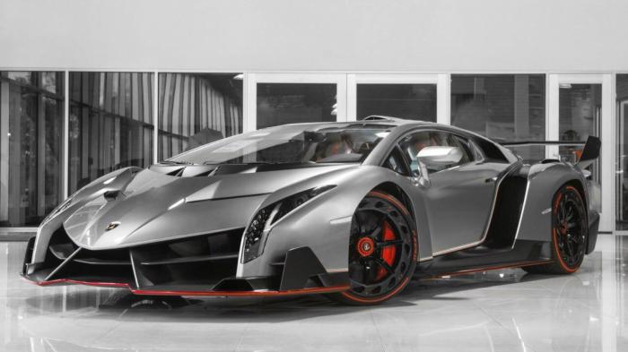 Μία πολύ σπάνια Lamborghini Aventador Veneno βρίσκεται προς πώληση σε μία τιμή που τρομάζει. 