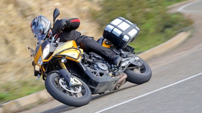 Οδηγούμε: Aprilia Caponord 1200 Rally Οδηγούμε: Aprilia Caponord 1200 Rally