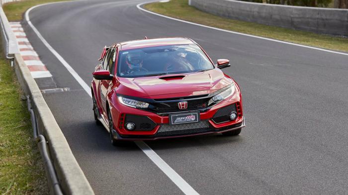 Ο συνδυασμός Button και Honda Civic Type R στο Bathurst, μετουσιώθηκε σε χρόνο 2: 35.207.