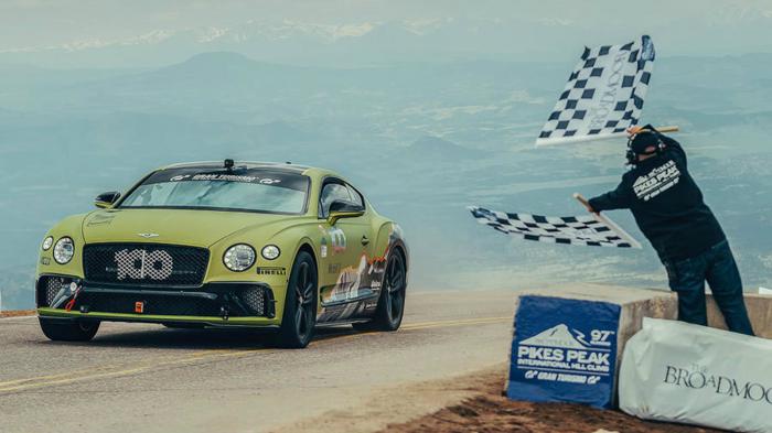 Το γρηγορότερο αυτοκίνητο παραγωγής που έχει αγωνιστεί στην ανάβαση του Pikes Peak έγινε η Bentley Continental GT.