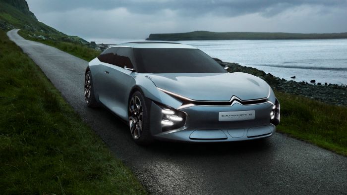 Μεγάλο sedan η Citroen Μεγάλο sedan η Citroen
