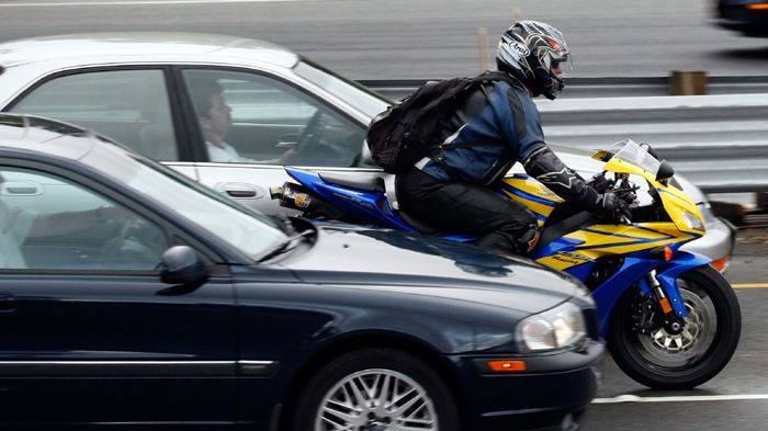 H διήθηση είναι πρακτική και εξοικονομεί χρόνο, κρύβει, όμως, και κινδύνους.