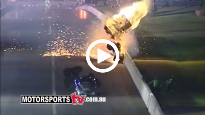 Απίστευτο ατύχημα σε αγώνα dragster