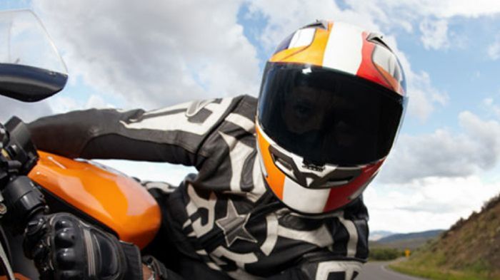 Αφιέρωμα: Kράνη Αφιέρωμα: Kράνη