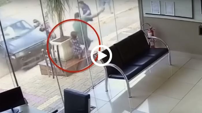Μεθυσμένος χτυπάει 5χρονη και την ρίχνει σε τζαμαρία