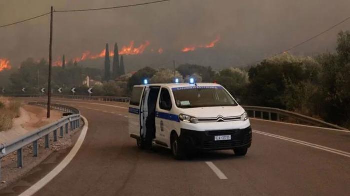 Κλειστοί δρόμοι και κυκλοφοριακές ρυθμίσεις για τις φωτιές 
