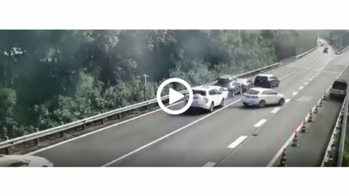 VIDEO: Καραμπόλα από το πουθενά!