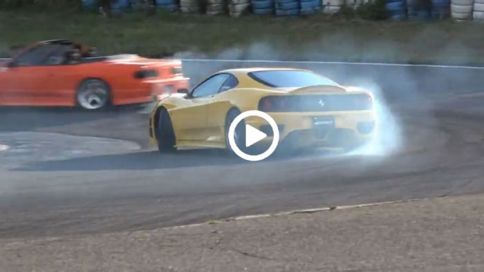Ferrari παντιλικώνει άγρια Ferrari παντιλικώνει άγρια