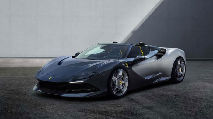 Ferrari SP-8: Μοναδική, χωρίς οροφή & ζάντες εμπνευσμένες από την F40