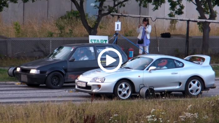 Κάντε στη μπάντα, περνάει η Supr.... το Fiat Uno Turbo!