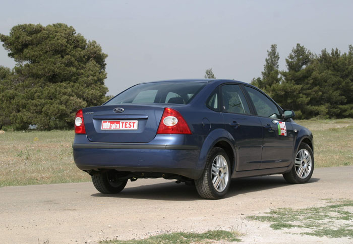 Οδηγούμε το 4θυρο Ford Focus 