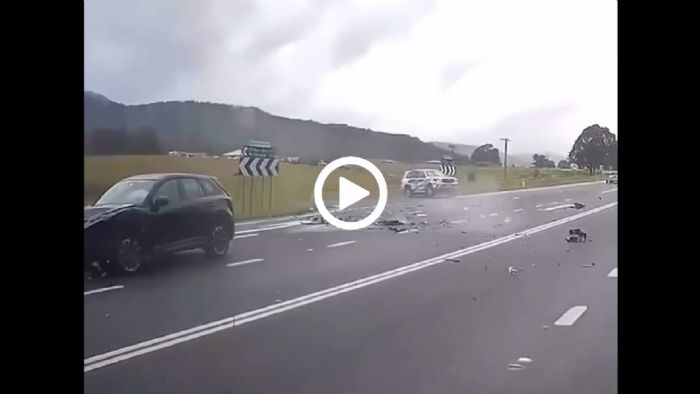 VIDEO: Στοπ σε διασταύρωση; Τι ναι αυτό;