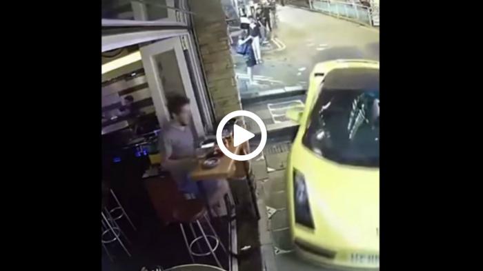 Lamborghini επισκέπτεται μαγαζί Lamborghini επισκέπτεται μαγαζί