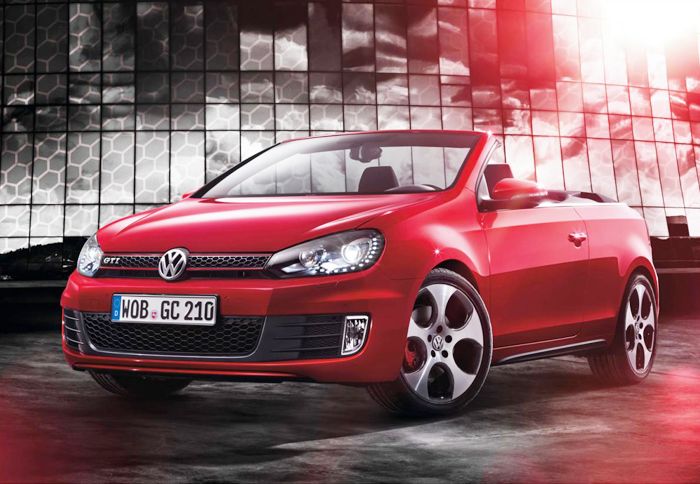 Μετά την 1η γενιά, η VW προχώρησε στην επιστροφή του Golf GTI Cabriolet.