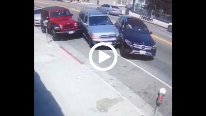 «Ξύλο» για μια θέση parking «Ξύλο» για μια θέση parking