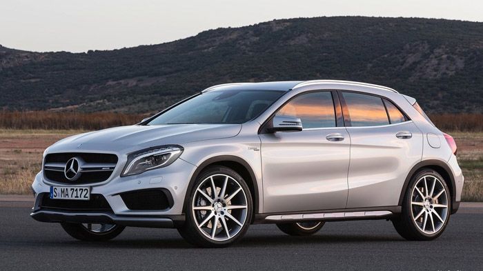 Η GLA 45 AMG 4MATIC εφοδιάζεται με τον νέο 2λιτρο υπερτροφοδοτούμενο κινητήρα της γερμανικής φίρμας, απόδοσης 360 ίππων και 450 Nm ροπής.