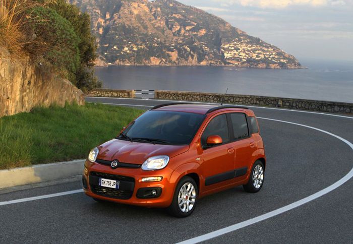 Για Panda μαζί! To νέο μίνι της Fiat αποκαλύπτεται Για Panda μαζί! To νέο μίνι της Fiat αποκαλύπτεται