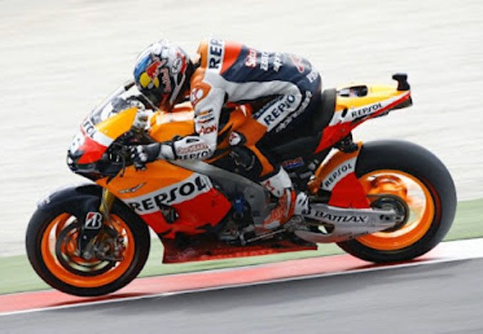 Ο Dani Pedrosa είχε ένα αρκετά καλό ξεκίνημα στον αγώνα του Mugello, κρατώντας για λίγο την πρωτοπορία.	