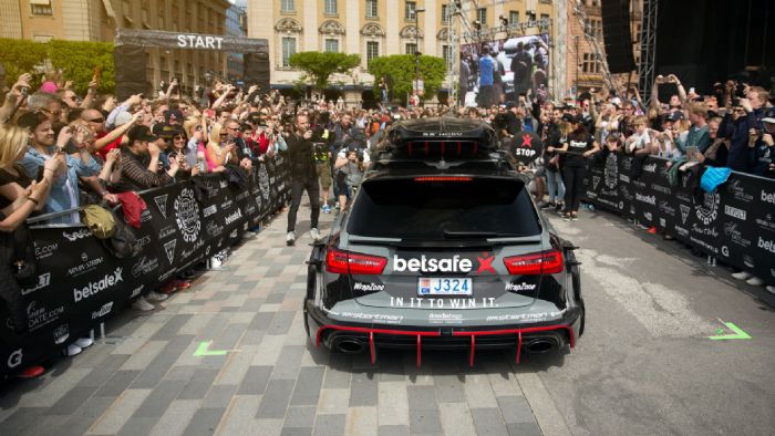 Στη Μύκονο το Gumball 3000
