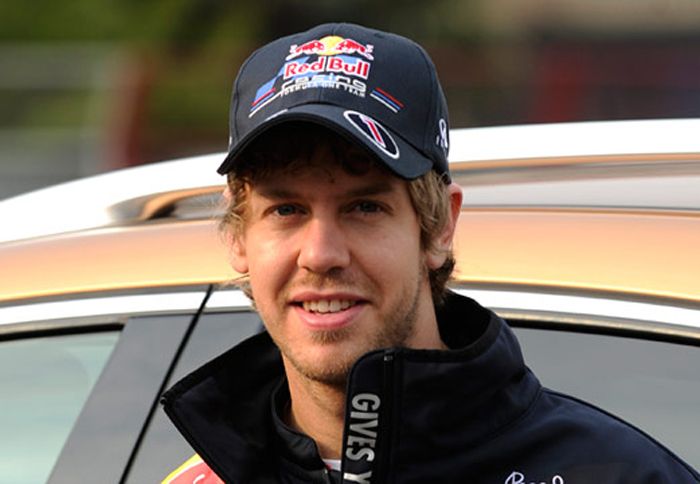 Ο Vettel δεν το βάζει κάτω…