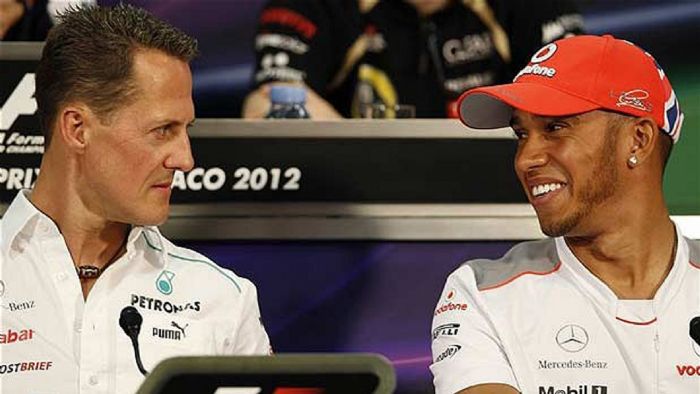 O Hamilton πέρασε τον Schumacher