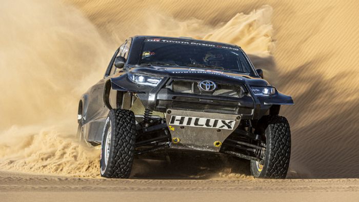 Το νέο Toyota Hilux του Dakar Rally 2022 (+vid)