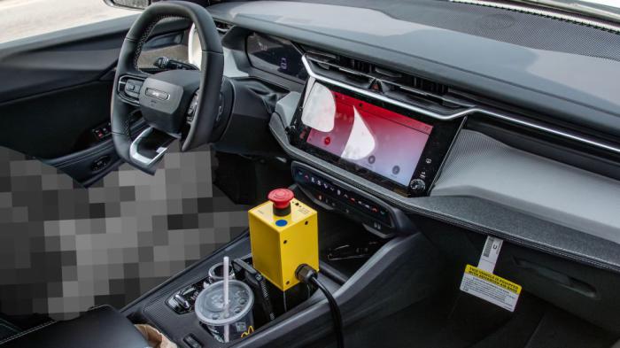 Διέρρευσε το νέο Jeep Cherokee: Εξωτερικό xωρίς καμουφλάζ & πλήρες εσωτερικό