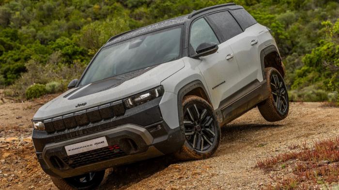 Jeep Compass: Νέες εκδόσεις και χαμηλότερες τιμές για το ηλεκτρικό Jeep Compass: Νέες εκδόσεις και χαμηλότερες τιμές για το ηλεκτρικό