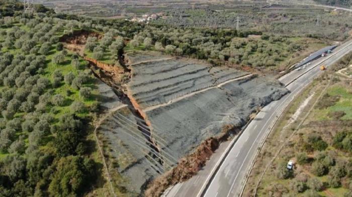 Ιόνια Οδός: Κλειστή για 3 μήνες -Τι αλλάζει στην κυκλοφορία μετά την κατολίσθηση