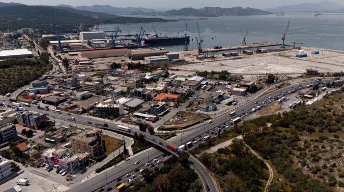 Έναρξη για τον τριπλό κόμβο Σκαραμαγκά: Ποιος αναλαμβάνει το έργο-ανάσα για την Αττική