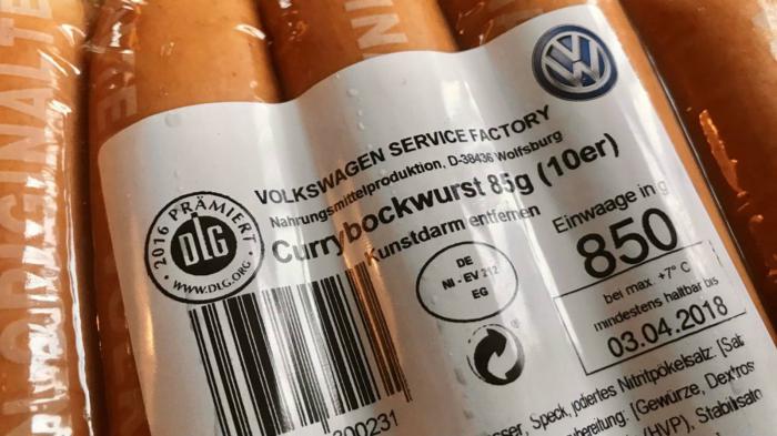 Από τη δεκαετία του 1970, η Volkswagen παρήγαγε λουκάνικα Currywurst στο εργοστάσιό της στο Wolfsburg. 