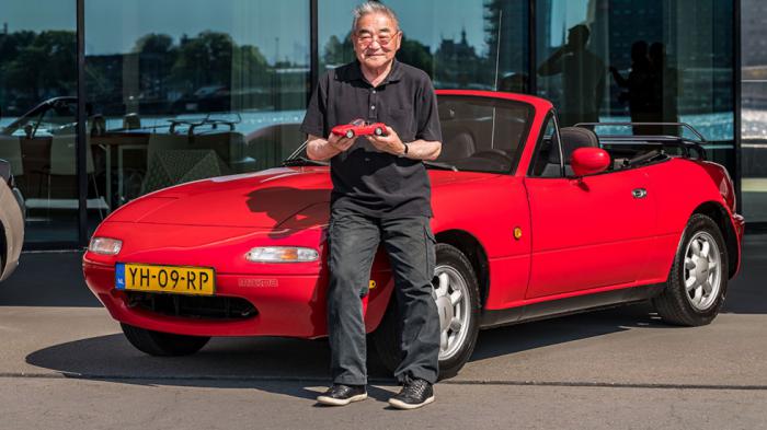 Έφυγε από τη ζωή ο Tom Matano, ο «πατέρας» του θρυλικού Mazda MX-5