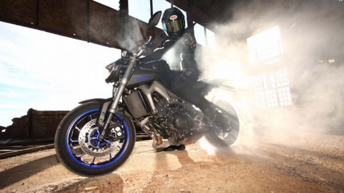 Yamaha MT-09 Yamaha MT-09
