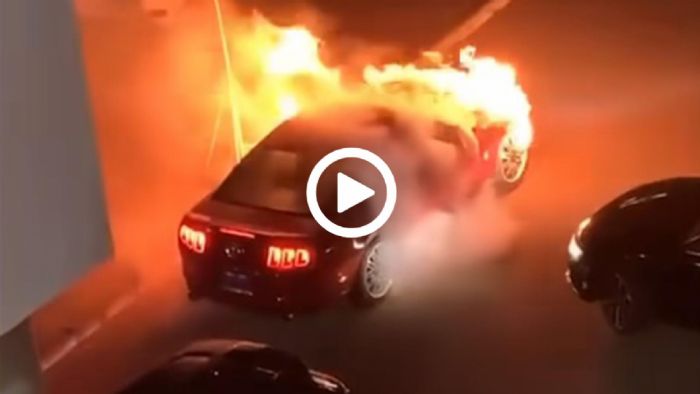 Ford Mustang κάηκε σαν τοστ στην τοστιέρα λόγω κακοποίησης Ford Mustang κάηκε σαν τοστ στην τοστιέρα λόγω κακοποίησης