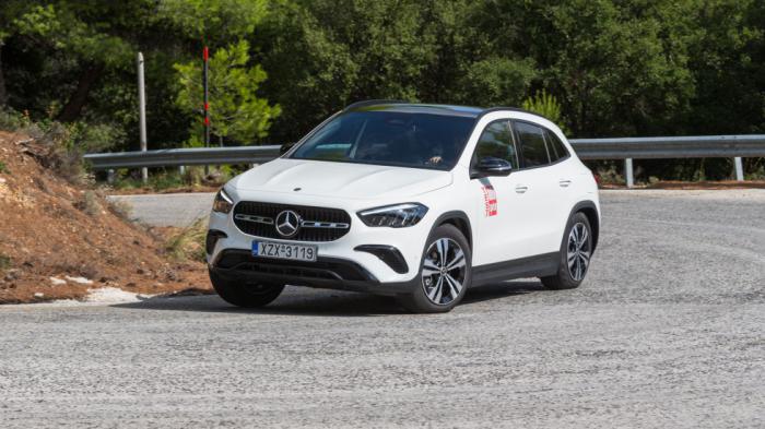  Mercedes GLA:   &   