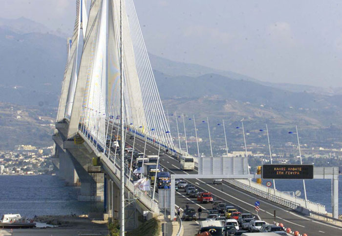 Το 70% προτιμά τη γέφυρα 