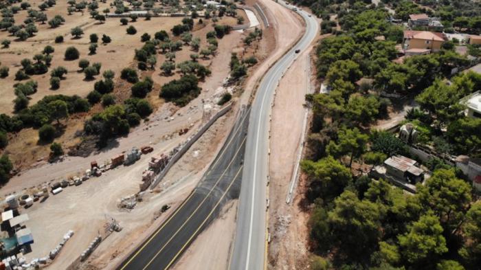 «Όχι» Δημάρχου Μάνδρας στην εκτροπή φορτηγών: Η Παλιά Εθνική Αθηνών-Θηβών δεν αντέχει