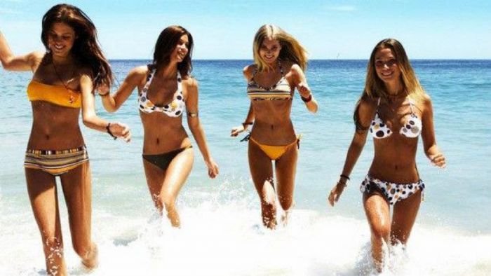 Τα κορυφαία νησιά για ...κοριτσοπαρέες!